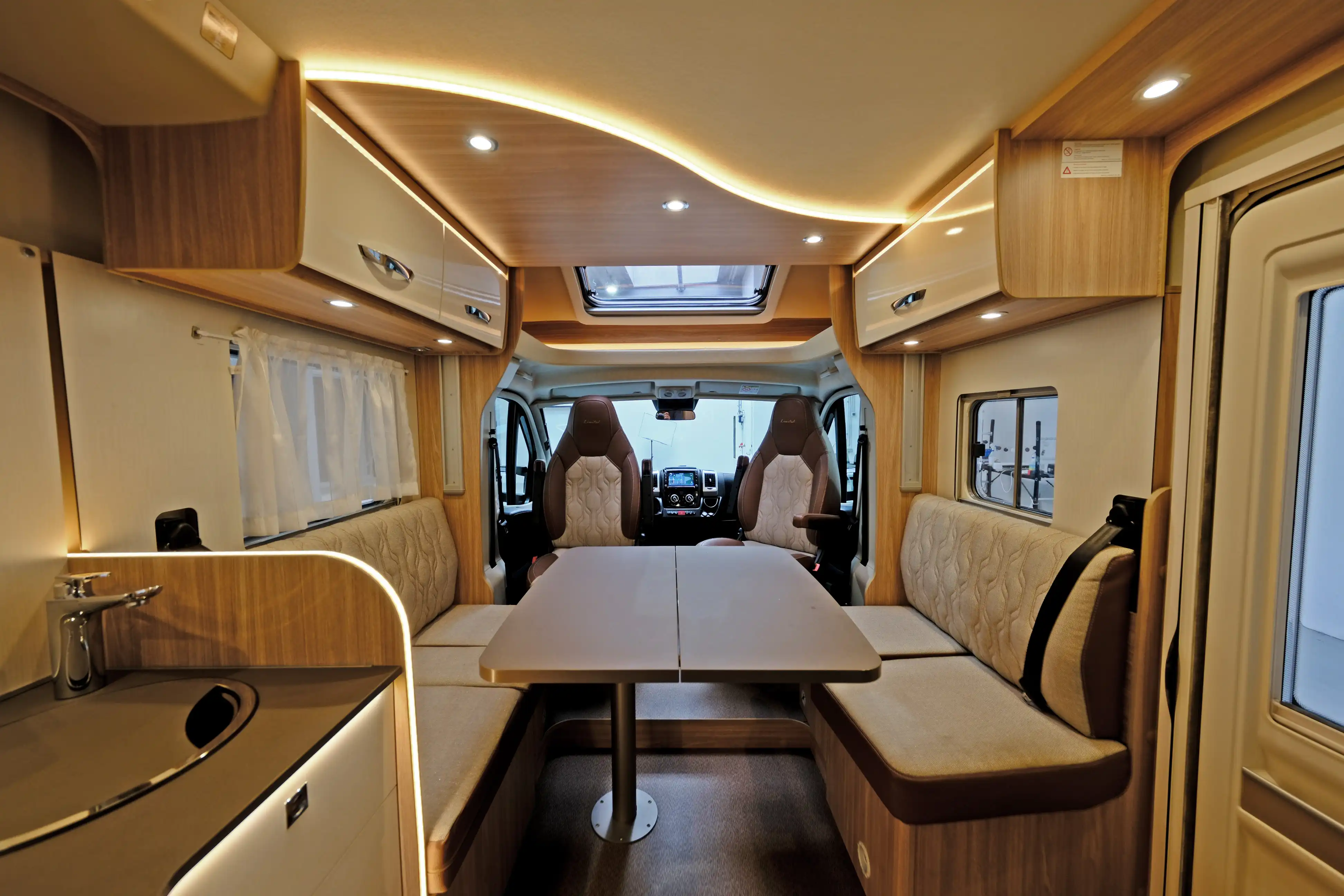 BUERSTNER Lyseo T 727 Limited